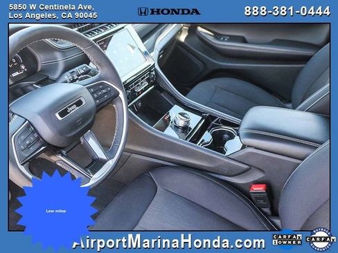 Used 2023 Jeep Grand Cherokee Laredo w/ Luxury Tech Group I image 12