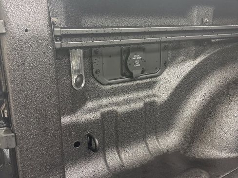 New 2026 RAM 1500 4x4 Crew Cab image 9