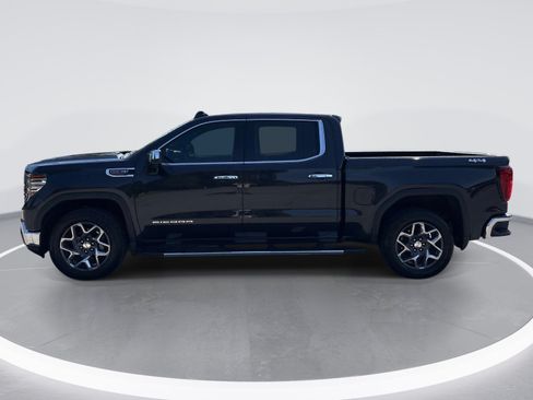Used 2024 GMC Sierra 1500 SLT w/ SLT Premium Plus Package AWD/4WD image 5