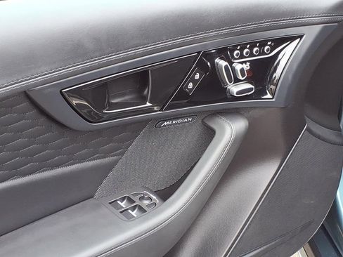 Used 2024 Jaguar F-TYPE R AWD/4WD image 15