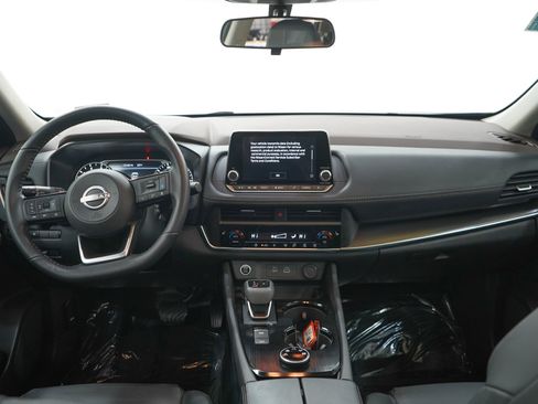 Used 2023 Nissan Rogue SV w/ SV Premium B Package AWD/4WD image 15
