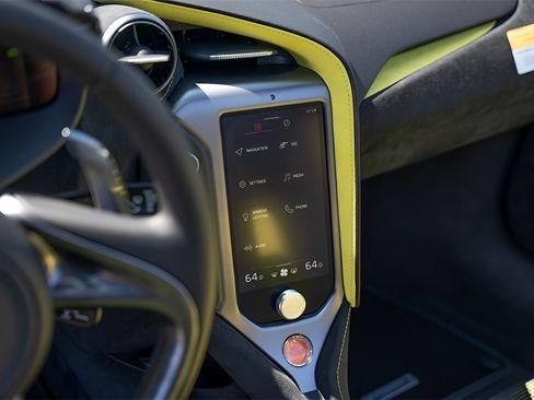 New 2025 McLaren 750S Spider image 58