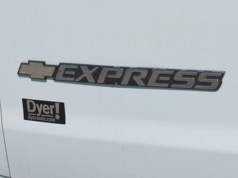 Used 2019 Chevrolet Express 3500 LT w/ LT Preferred Equipment Group RWD image 14