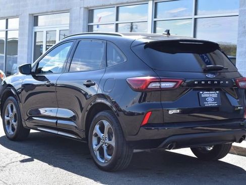 Used 2023 Ford Escape ST-Line AWD/4WD image 8