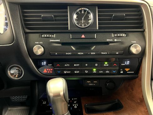 Used 2022 Lexus RX 350L FWD w/ Premium Package image 26