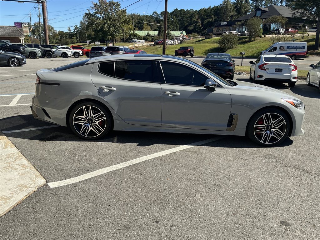 Used 2023 Kia Stinger GT2 AWD/4WD image 7