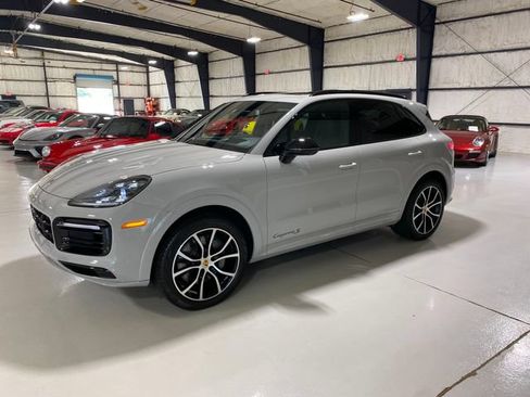 Used 2020 Porsche Cayenne S AWD/4WD image 84