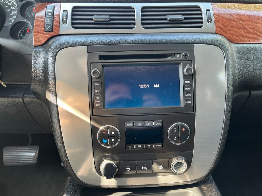 Used 2008 GMC Sierra 2500 SLT w/ Z71 Off-Road Package AWD/4WD image 22