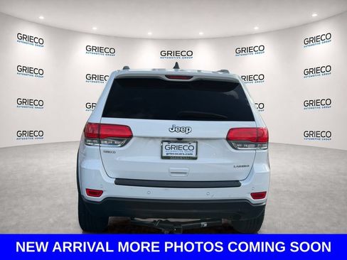 Used 2019 Jeep Grand Cherokee Laredo RWD image 5