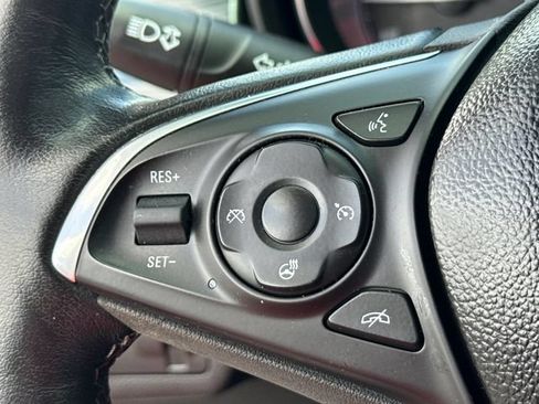 Used 2020 Buick Envision Essence FWD image 26