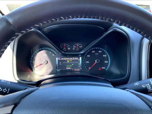 Used 2016 Chevrolet Colorado Z71 image 25