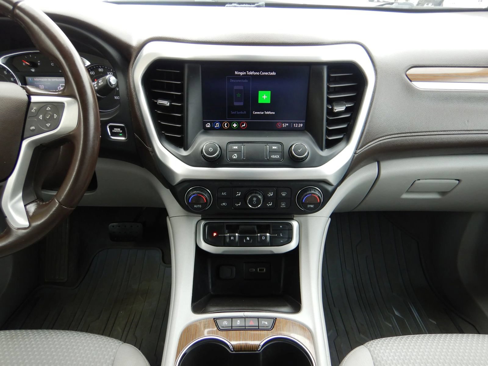 Used 2020 GMC Acadia SLE AWD/4WD image 14