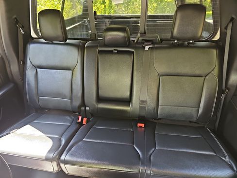 Used 2023 Ford F150 Lariat w/ Equipment Group 502A High AWD/4WD image 17