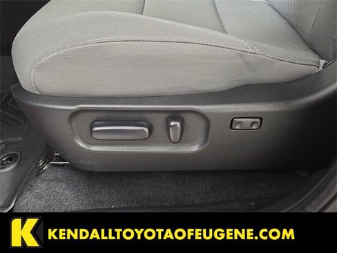 Used 2023 Toyota Tacoma SR5 w/ Technology Package image 21