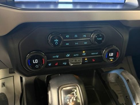 Used 2023 Ford Bronco Wildtrak AWD/4WD image 32