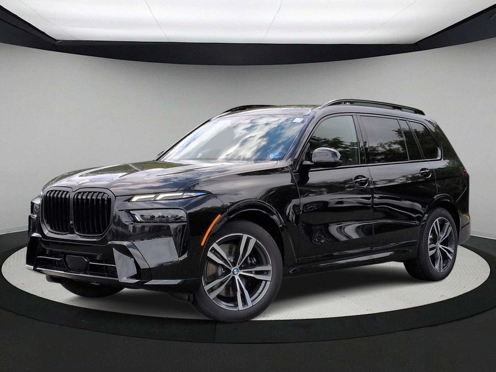 Used 2027 BMW X7 xDrive40i w/ M Sport Package AWD/4WD image 1