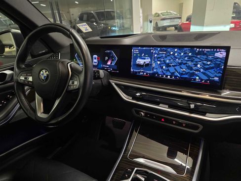 Used 2024 BMW X5 xDrive40i image 11
