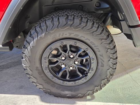 Used 2023 Jeep Wrangler Unlimited Rubicon 4xe AWD/4WD image 10