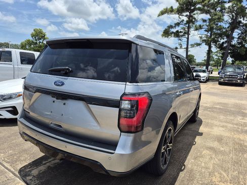 Used 2021 Ford Expedition Limited RWD image 18