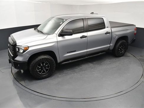 Used 2020 Toyota Tundra SR5 image 15