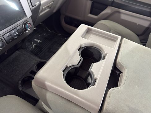 Used 2017 Ford F250 XL w/ Power Equipment Group image 18