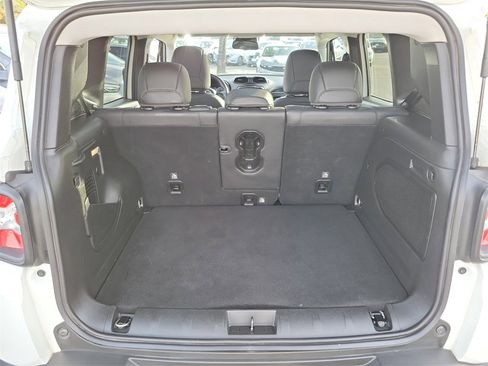 Used 2022 Jeep Renegade Trailhawk w/ Sun/Sound Group image 25