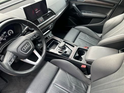 Used 2023 Audi Q5 e Premium Plus w/ Premium Plus Package image 11