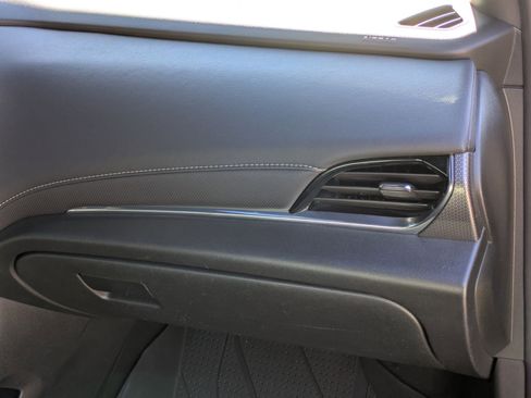 Used 2022 Chevrolet Traverse Premier w/ LPO, Floor Liner Package image 21