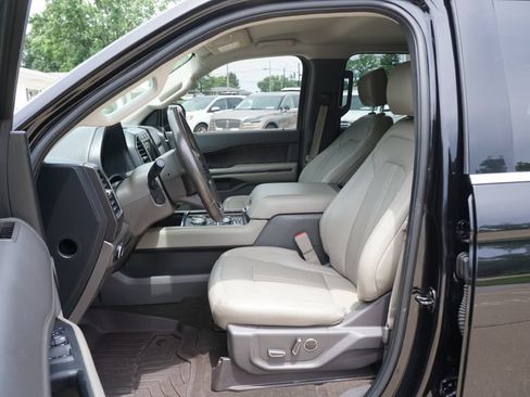 Used 2020 Ford Expedition Max Limited AWD/4WD image 3
