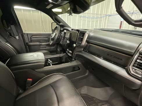 Used 2024 RAM 2500 Limited image 14