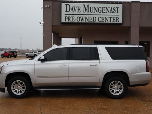 Used 2018 GMC Yukon XL SLT w/ Open Road Package image 2