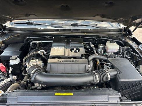 Used 2022 Nissan Frontier SV w/ Technology Package AWD/4WD image 29