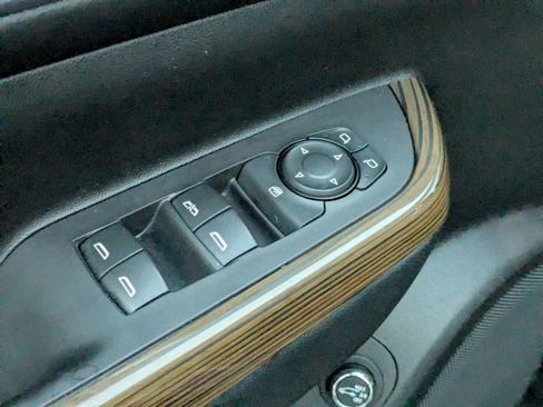 Used 2019 GMC Acadia SLE w/ Driver Alert Package I AWD/4WD image 12