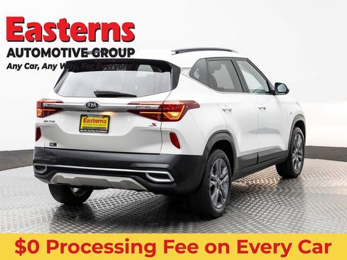 Used 2021 Kia Seltos S AWD/4WD image 5