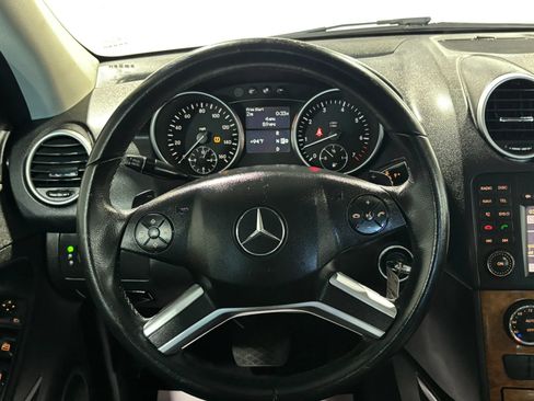 Used 2009 Mercedes-Benz ML 350 4MATIC image 14
