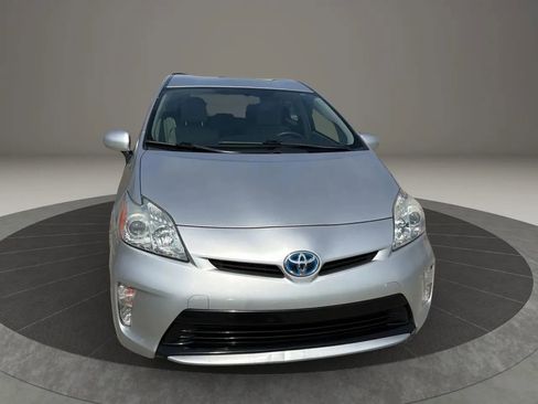 Used 2014 Toyota Prius Three FWD image 19