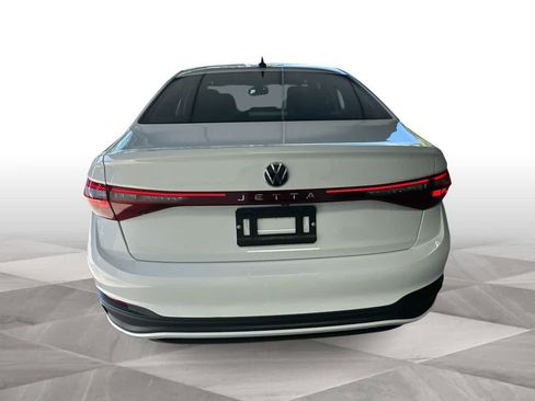 Used 2025 Volkswagen Jetta Sport FWD image 7