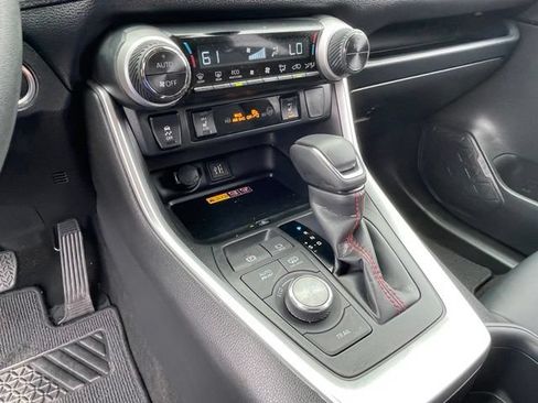 Used 2024 Toyota RAV4 XSE AWD/4WD image 26
