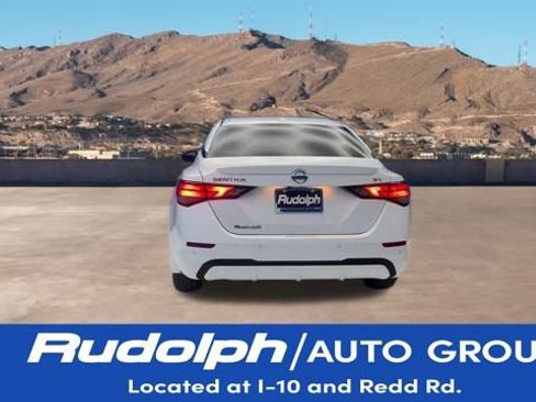 Used 2022 Nissan Sentra SV image 4