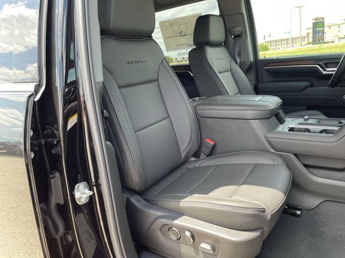 New 2026 GMC Sierra 2500 Denali w/ Denali Reserve Package AWD/4WD image 29