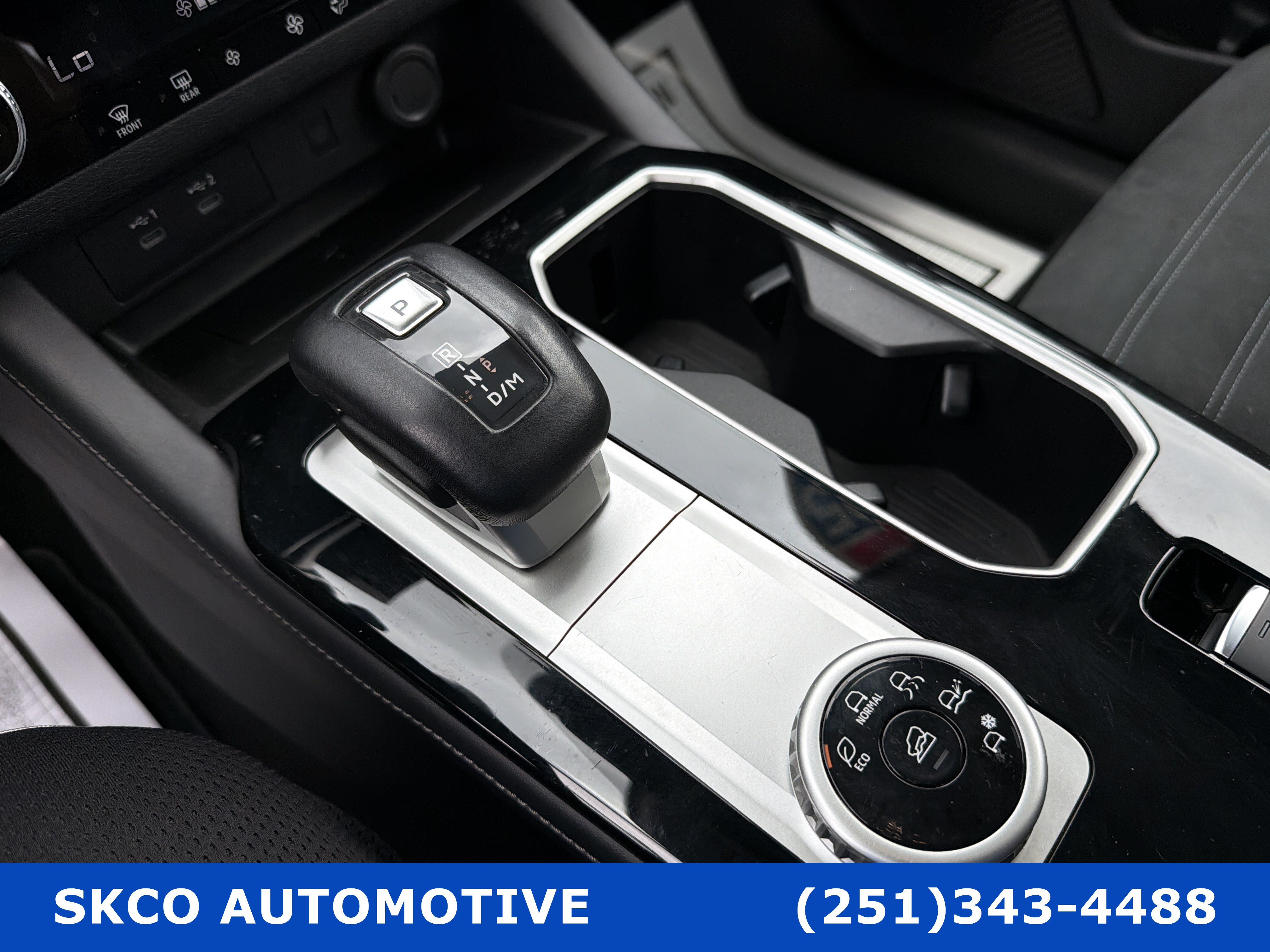 Used 2025 Mitsubishi Outlander SE FWD image 23