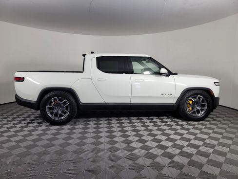 Used 2022 Rivian R1T Launch Edition image 6