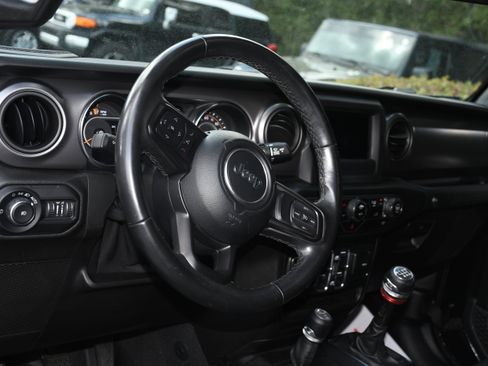 Used 2021 Jeep Wrangler Unlimited Sport S image 8