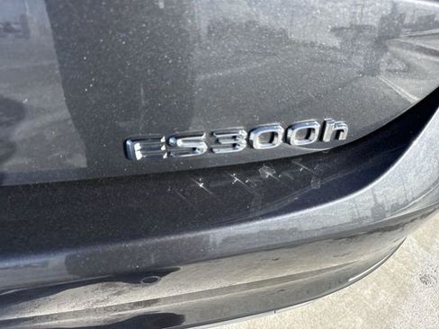 Used 2025 Lexus ES 300h w/ Premium Package image 25