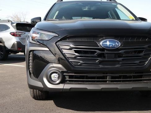 Used 2025 Subaru Outback Onyx Edition image 9