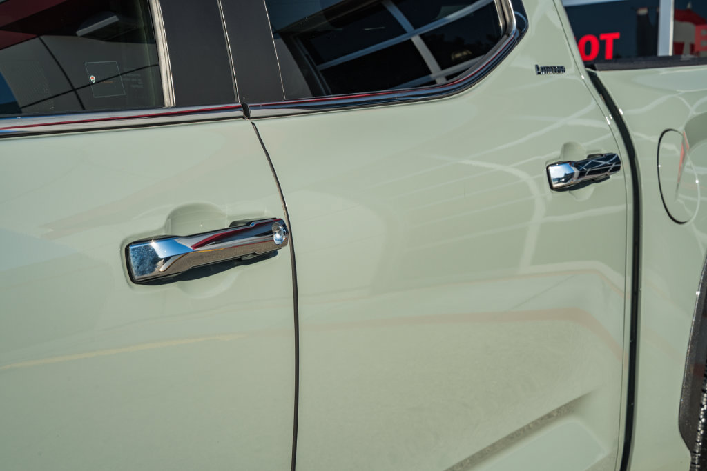 Used 2024 Toyota Tundra Limited AWD/4WD image 17