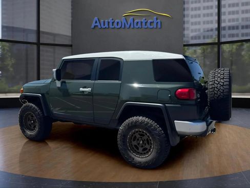 Used 2010 Toyota FJ Cruiser 4WD image 7