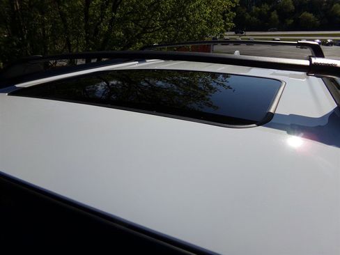 Used 2024 Toyota RAV4 XLE w/ Convenience Package image 10