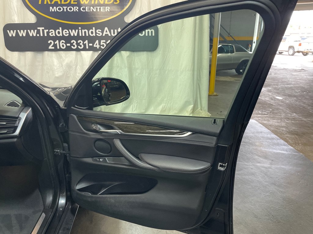 Used 2018 BMW X5 xDrive35i w/ Driving Assistance Package AWD/4WD image 36