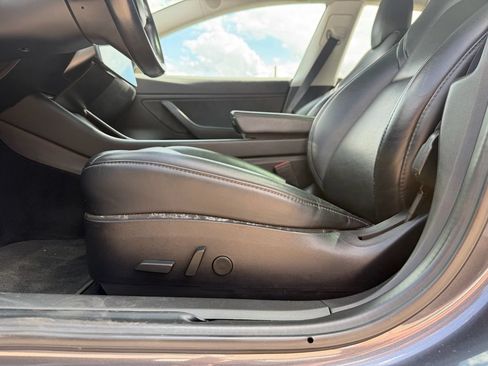 Used 2018 Tesla Model 3 Long Range AWD/4WD image 29